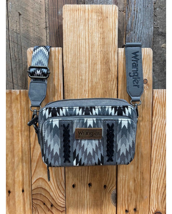 Kathi Wrangler Crossbody