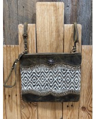 Razia Crossbody