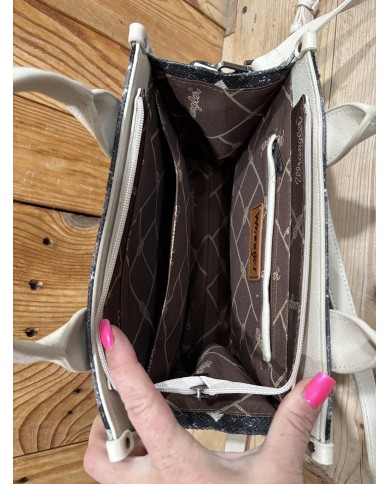 Jessika Wrangler Crossbody