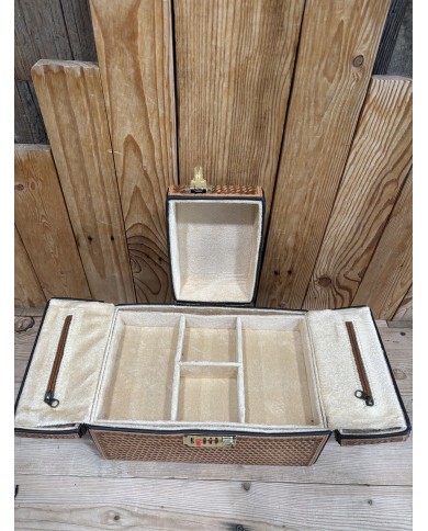 Addelyn Jewelry Box