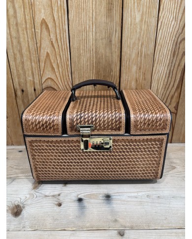 Deanna Jewelry Box