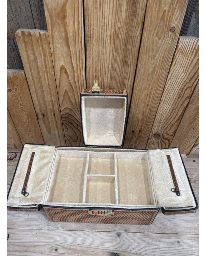 Deanna Jewelry Box