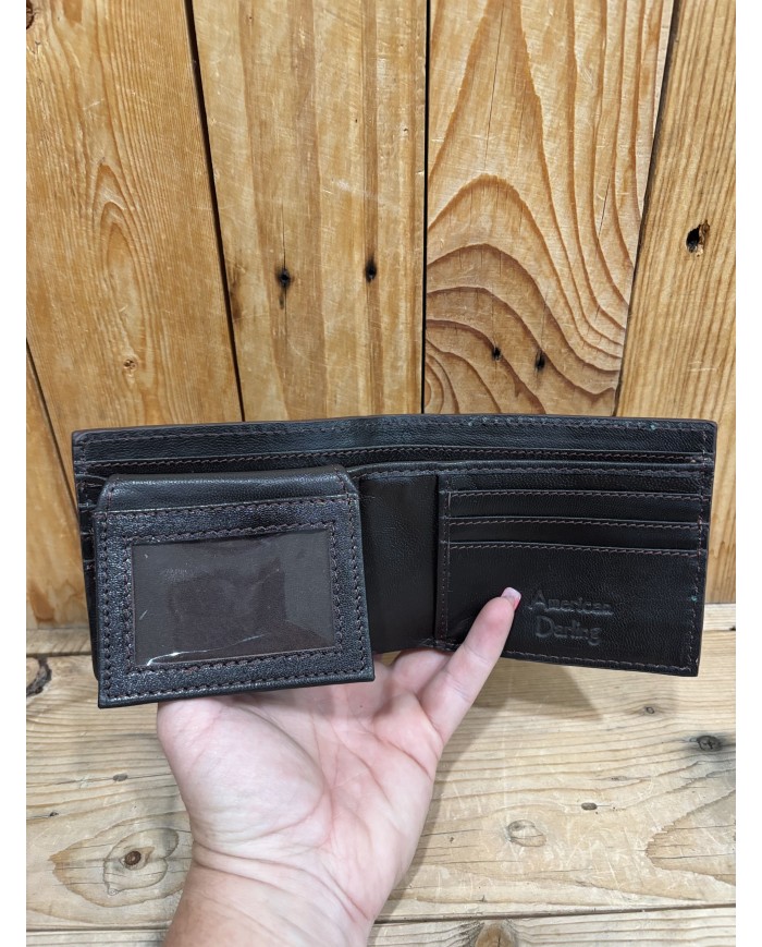 Dennis Wallet