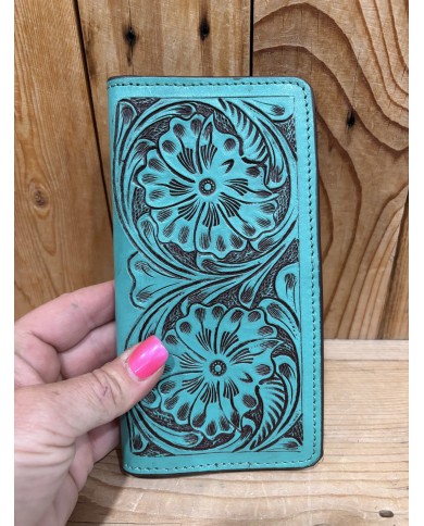 Kaitlyn Wallet