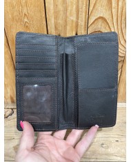 Kaitlyn Wallet