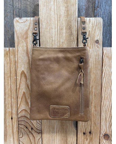 Blakeley Concealed Carry Crossbody