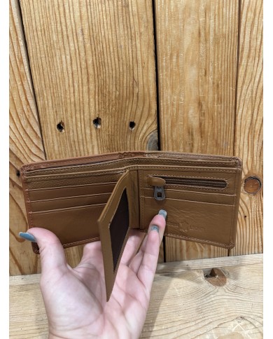 Ed Wallet
