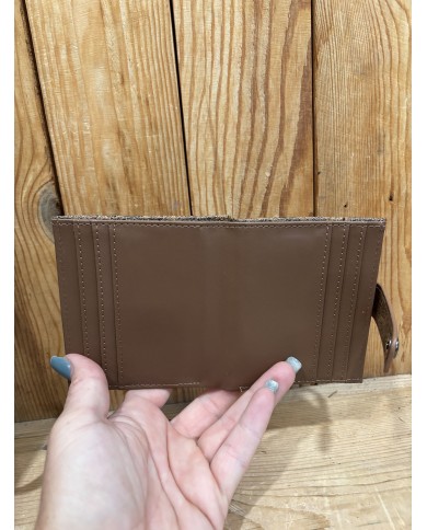 Tefney Crossbody