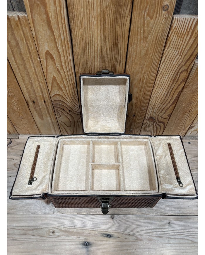Deanna Jewelry Box