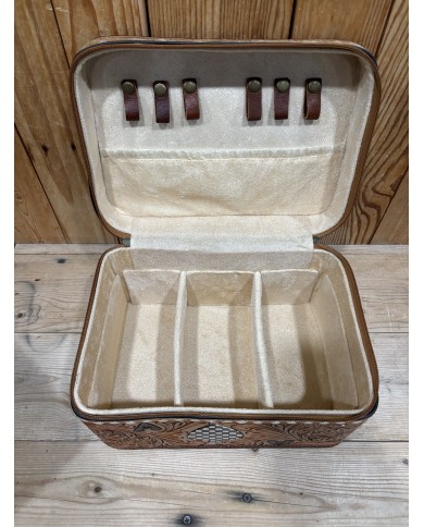 Astrid Jewelry Box