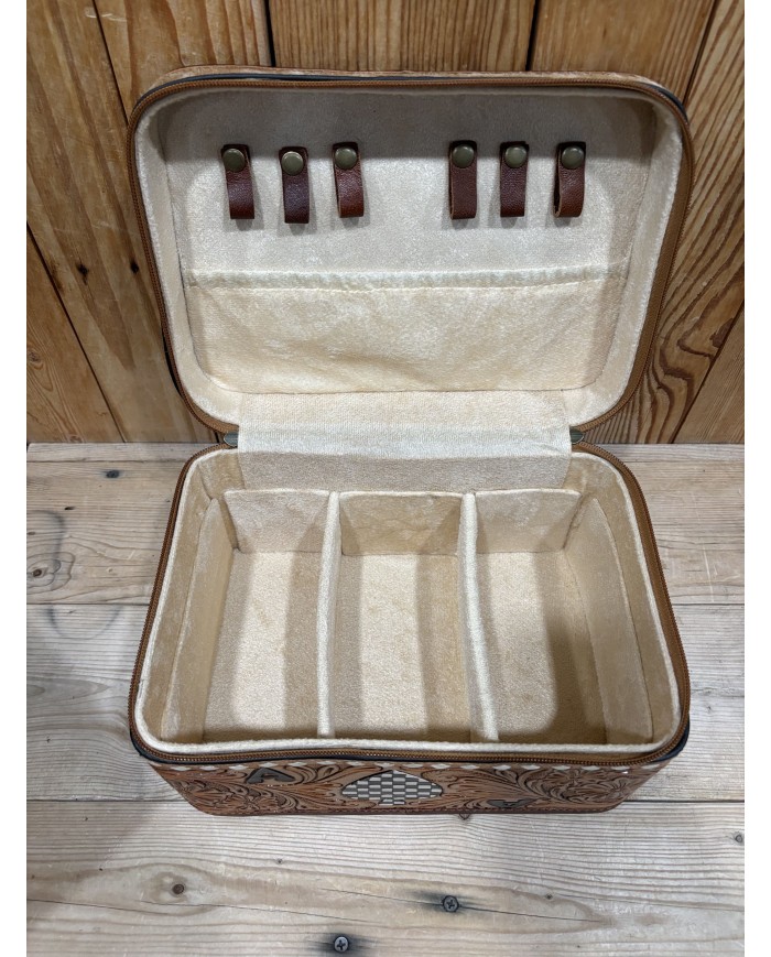 Astrid Jewelry Box
