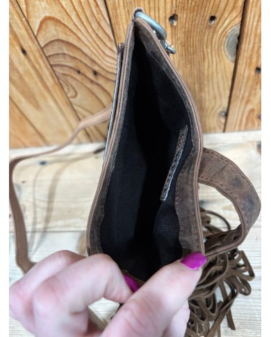 Maverick Concealed Carry Crossbody