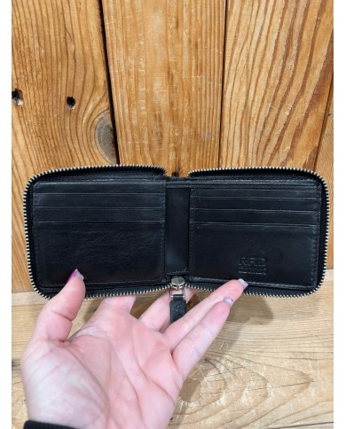 Outsy Men's Wallet