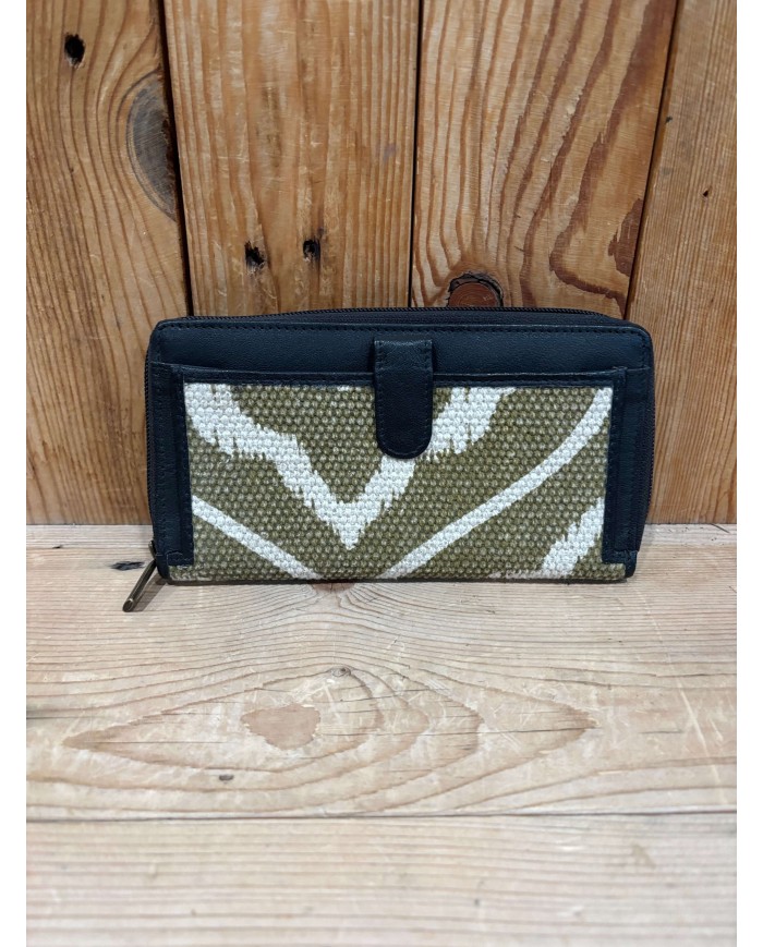 Green Foliage Wallet