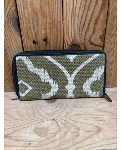 Green Foliage Wallet
