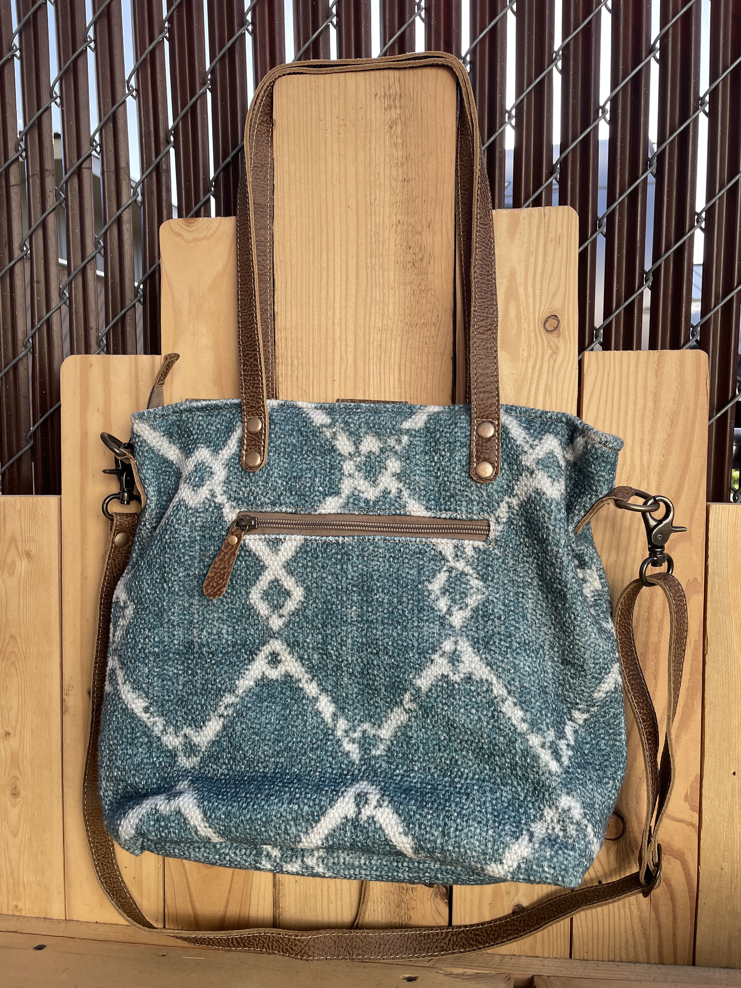 Beguile Shoulder Bag