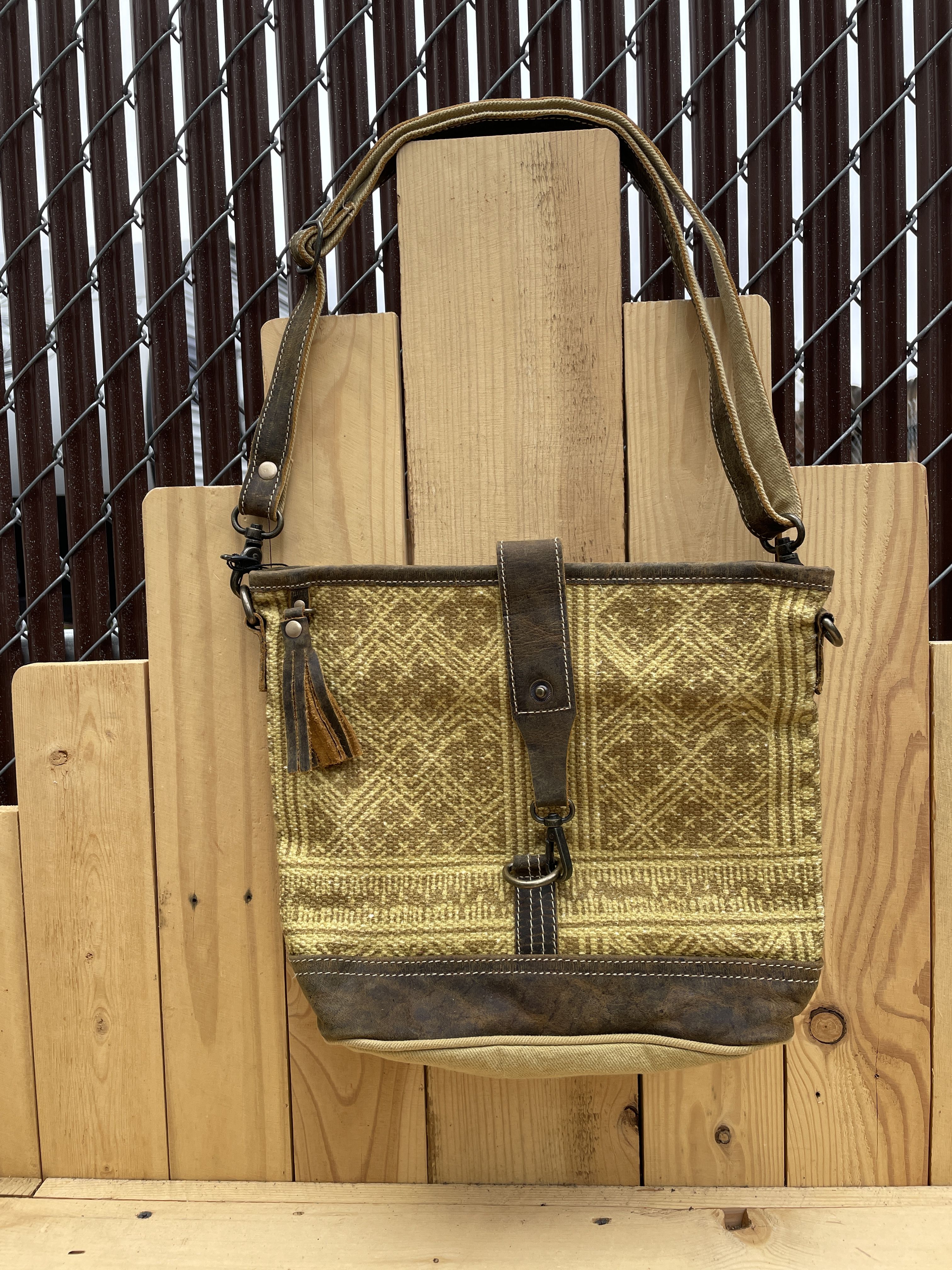 Fervor Shoulder Bag